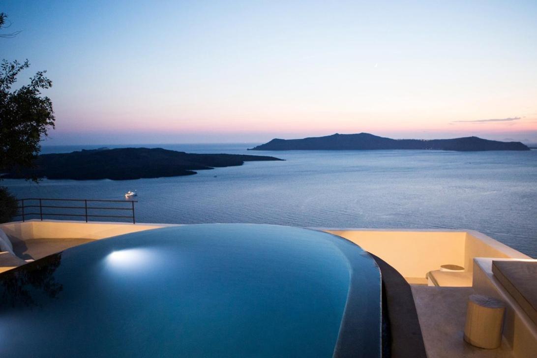 Porto Fira Suites Luaran gambar