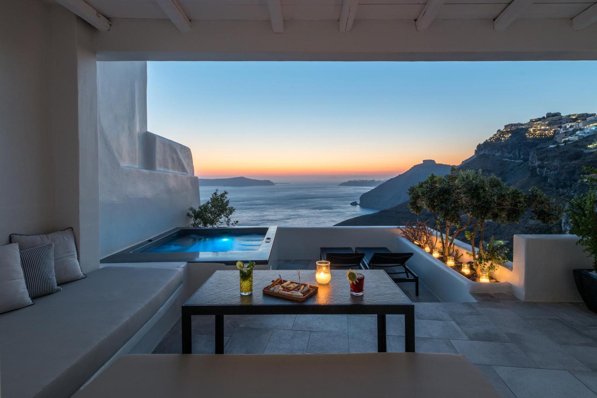 Porto Fira Suites Luaran gambar