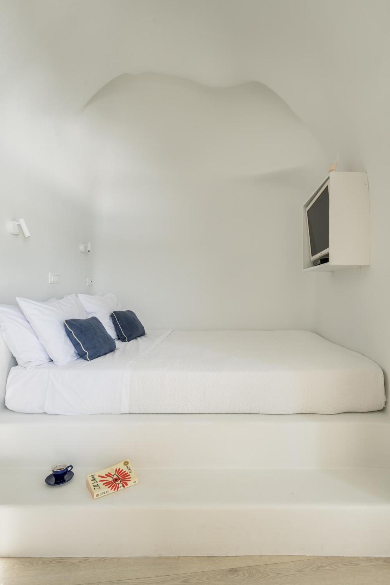 Porto Fira Suites Luaran gambar