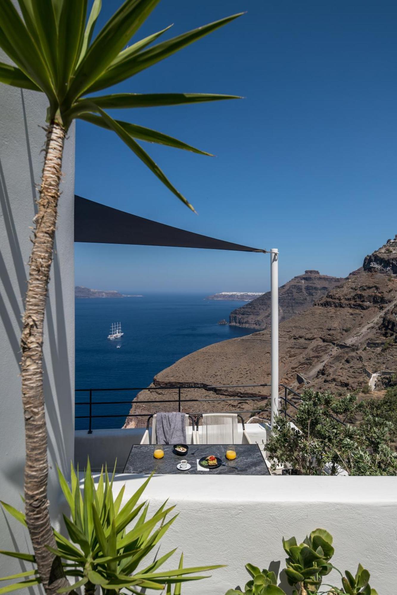 Porto Fira Suites Luaran gambar