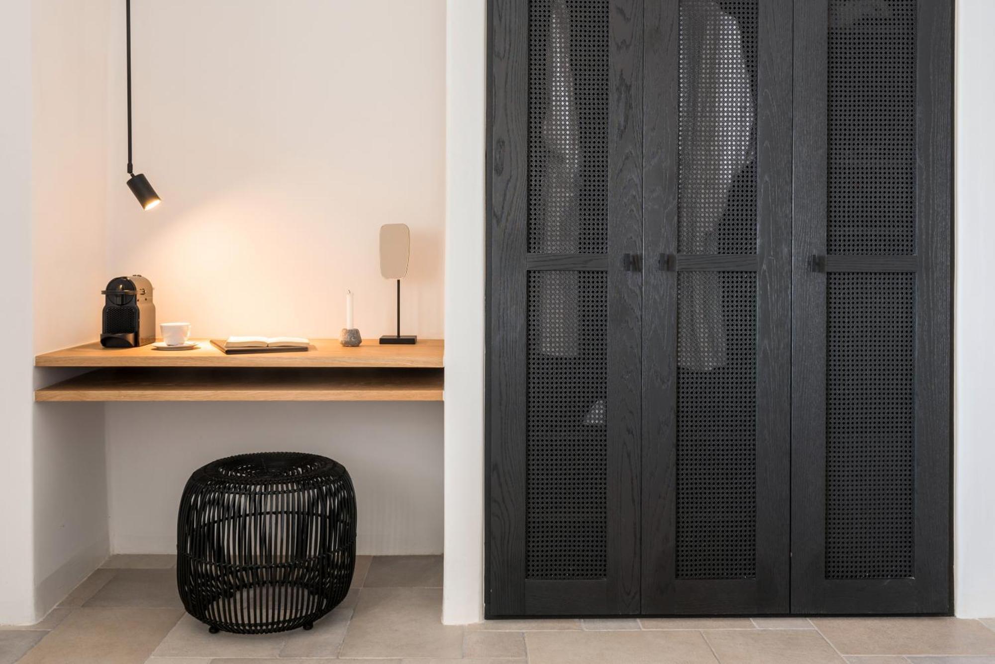 Porto Fira Suites Luaran gambar