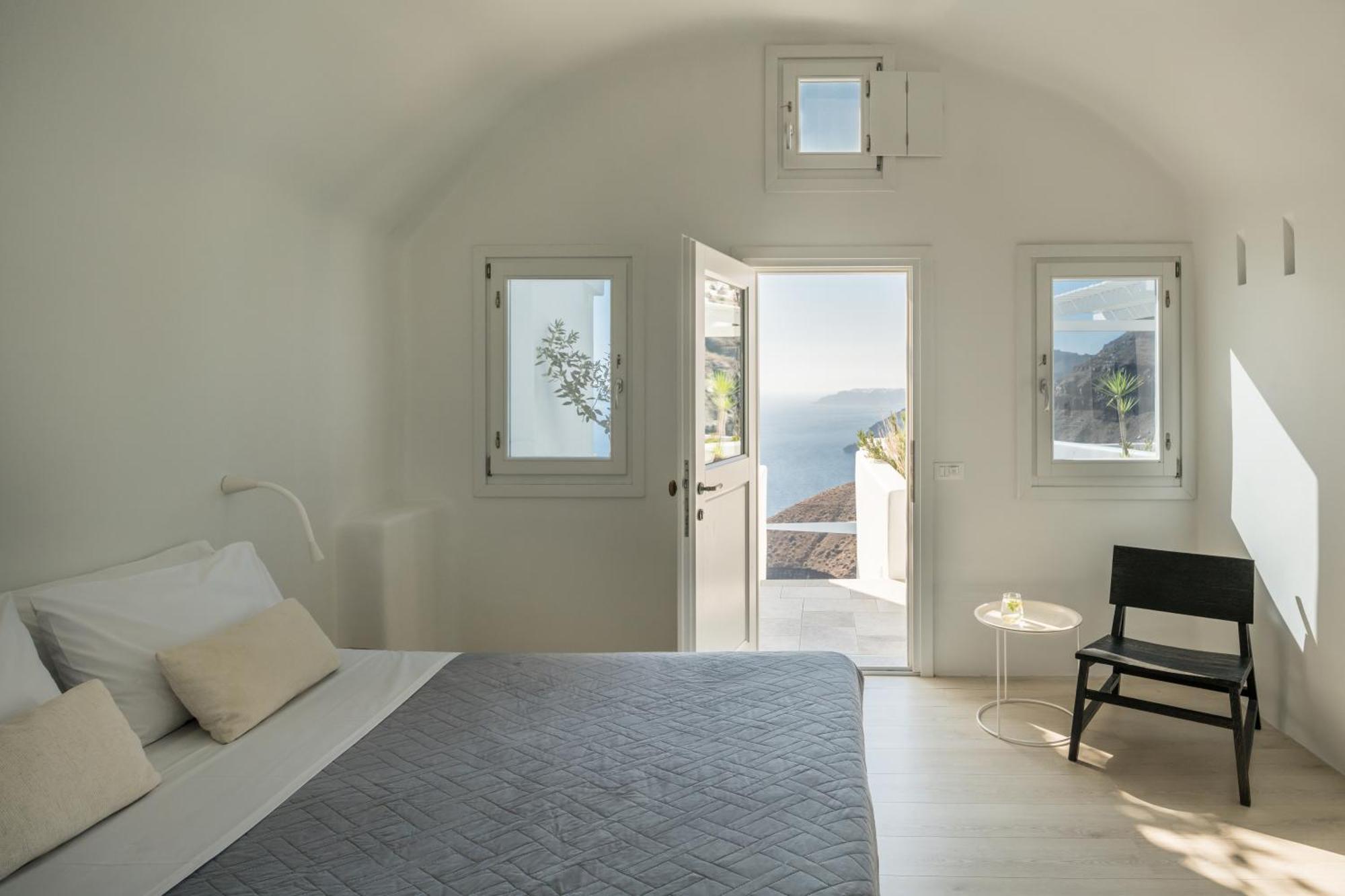 Porto Fira Suites Luaran gambar